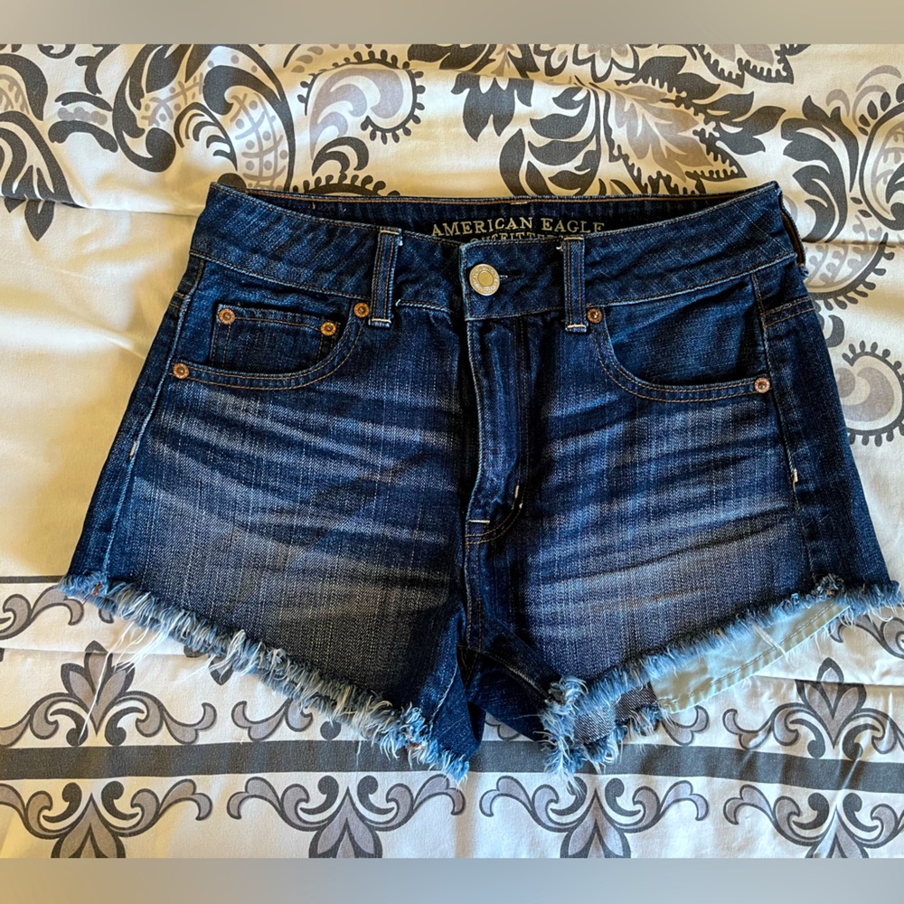 American Eagle Hi - Rise Festival Shorts